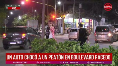 Un auto choco un peat&oacute;n en Boulevard Racedo
